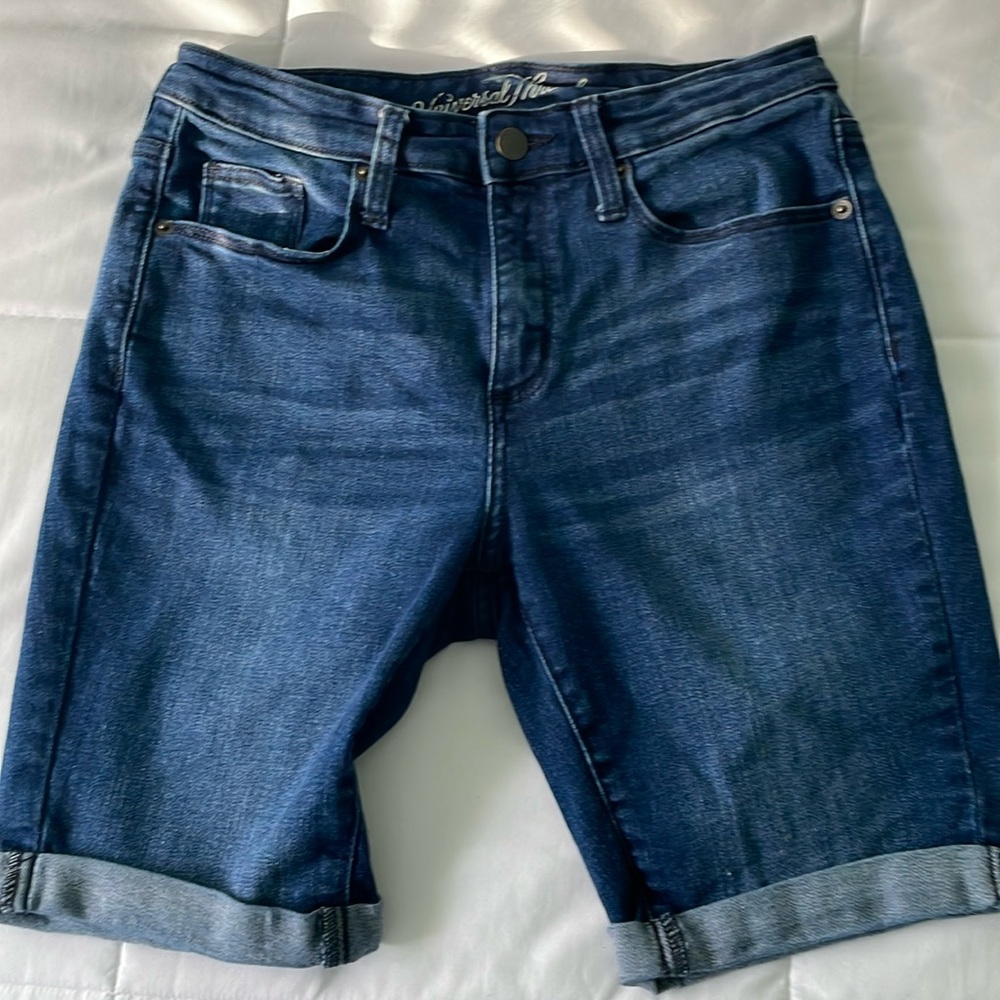 Universal Thread Blue Denim Women's Shorts
